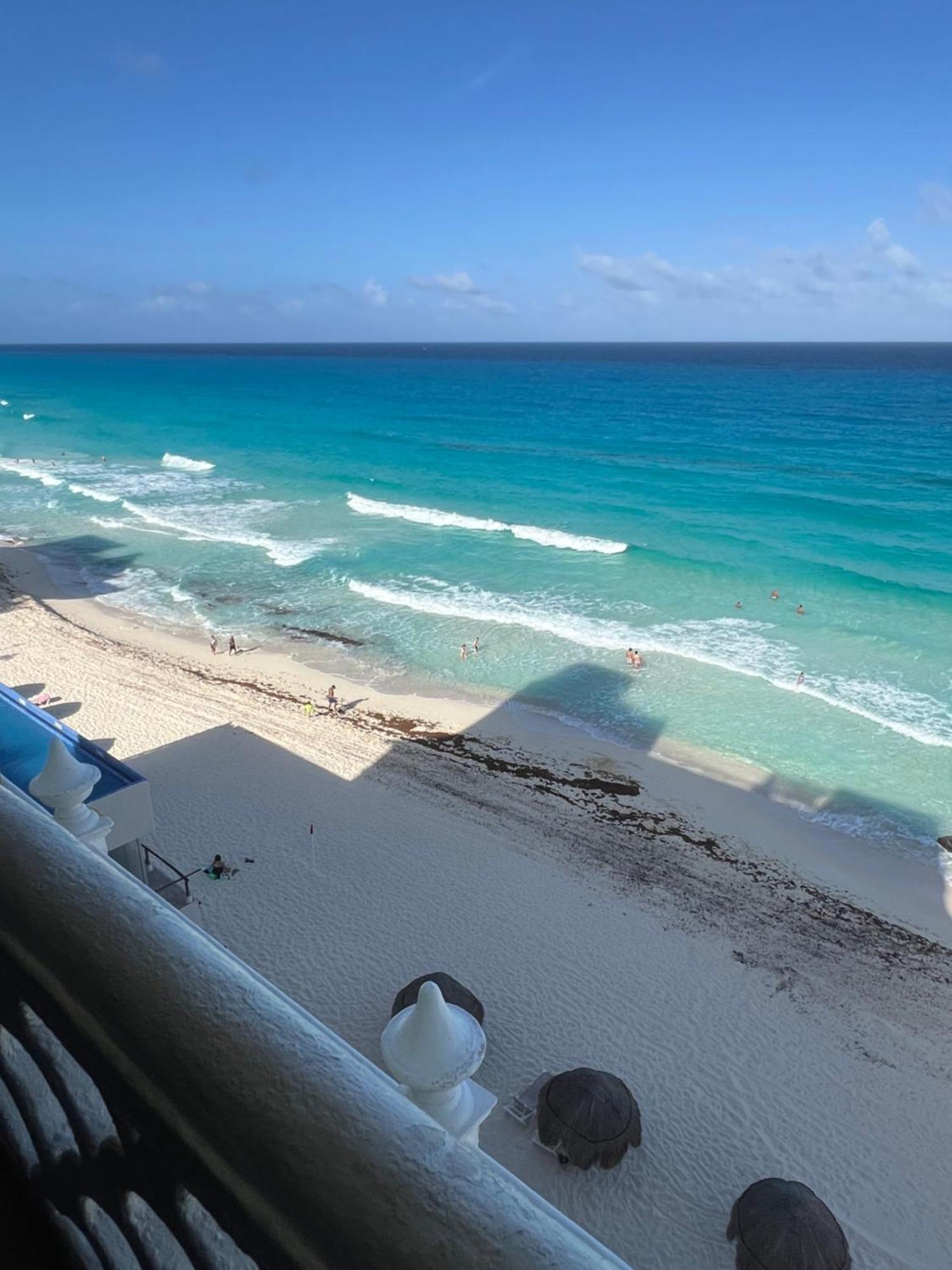 “Magic Sunrise At Cancun” Exterior photo